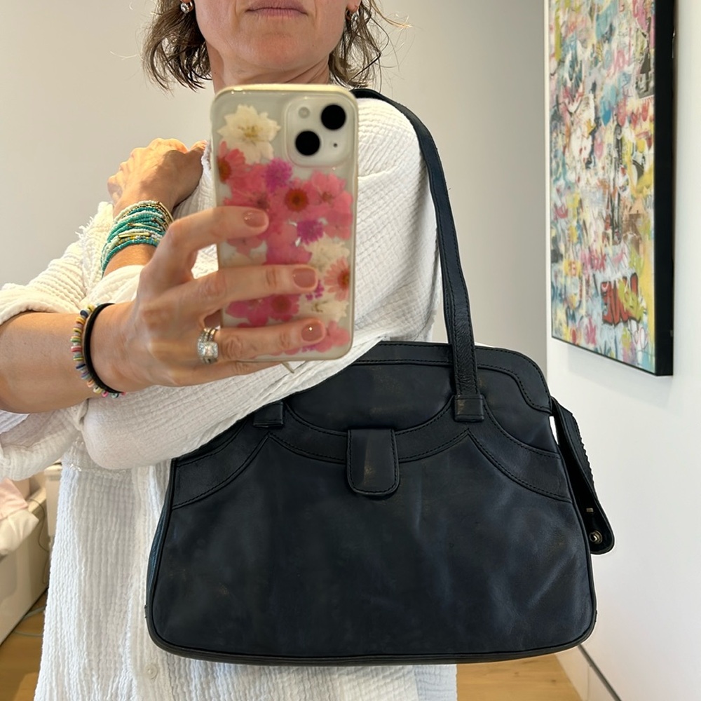 VINTAGE blue leather purse